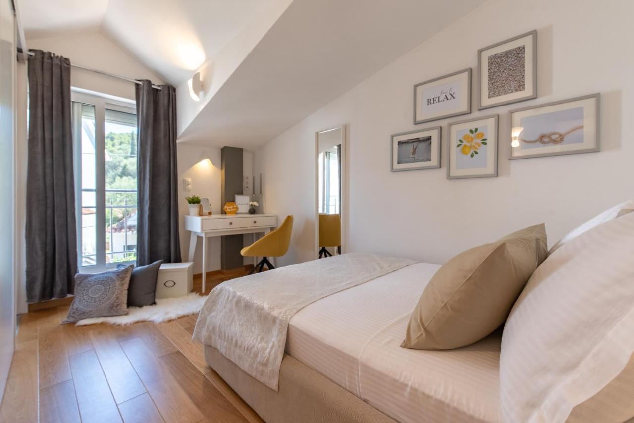 Apartments Belmat Trogir Exterior foto