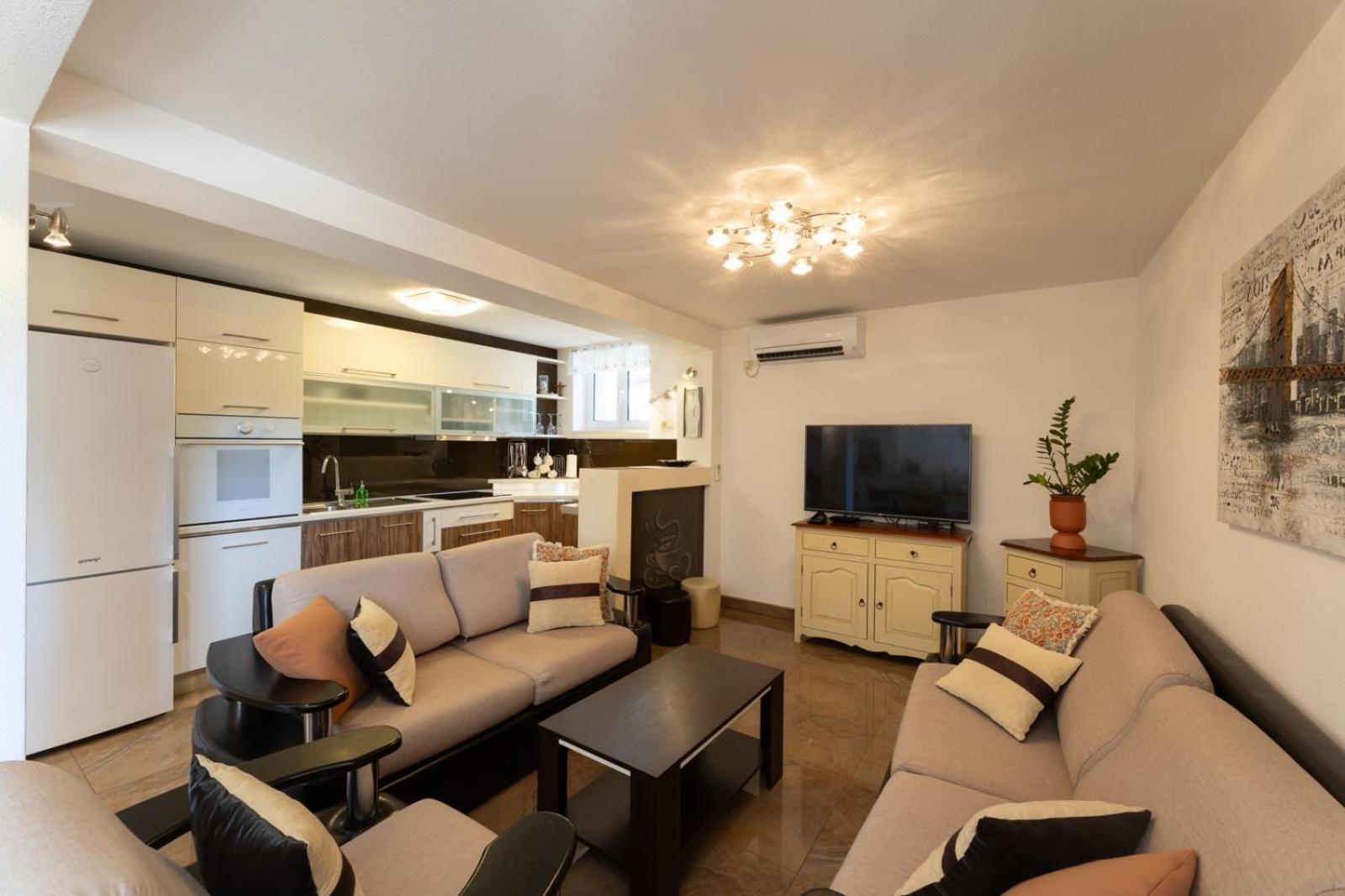 Apartments Belmat Trogir Exterior foto