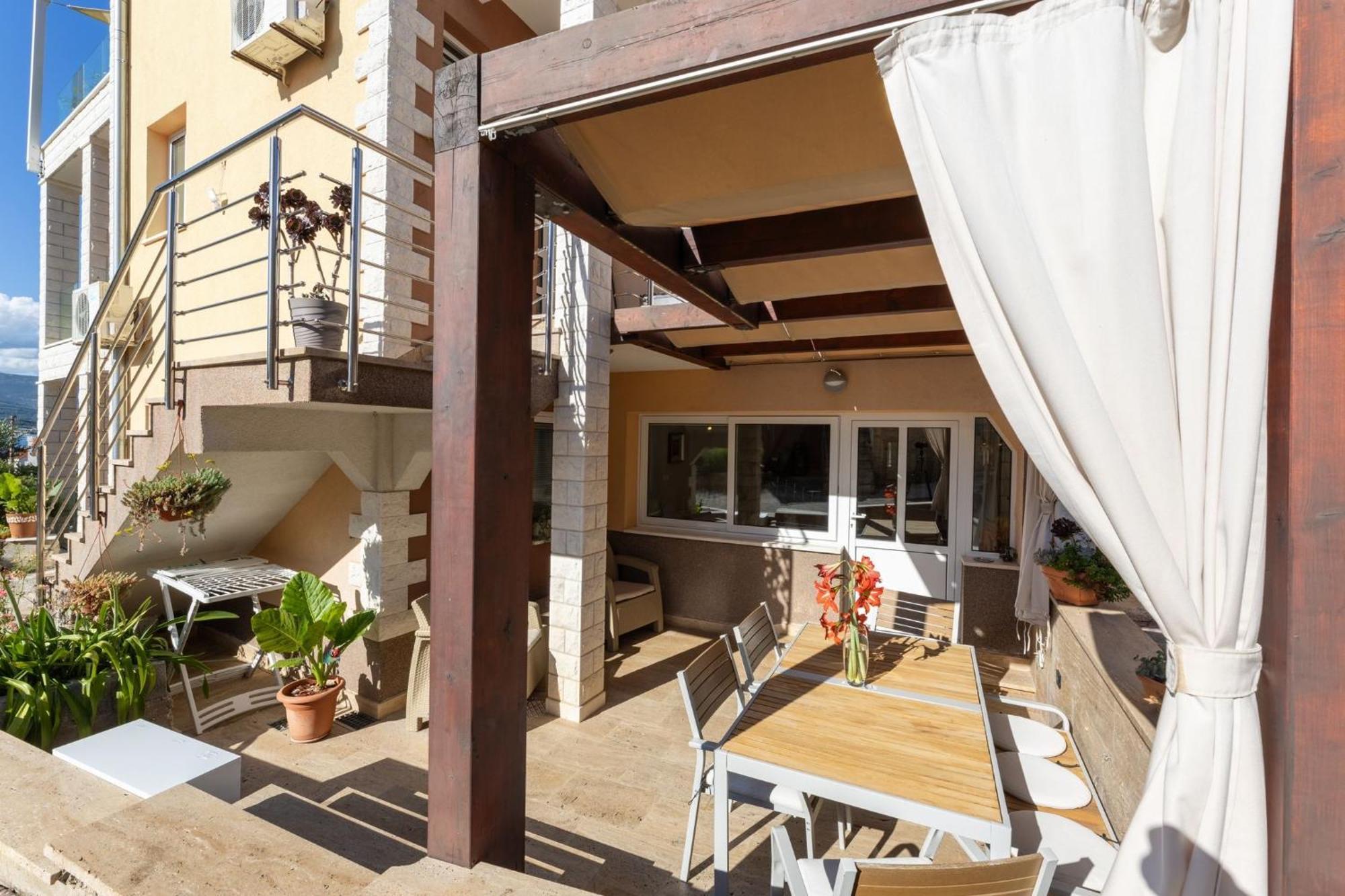 Apartments Belmat Trogir Exterior foto