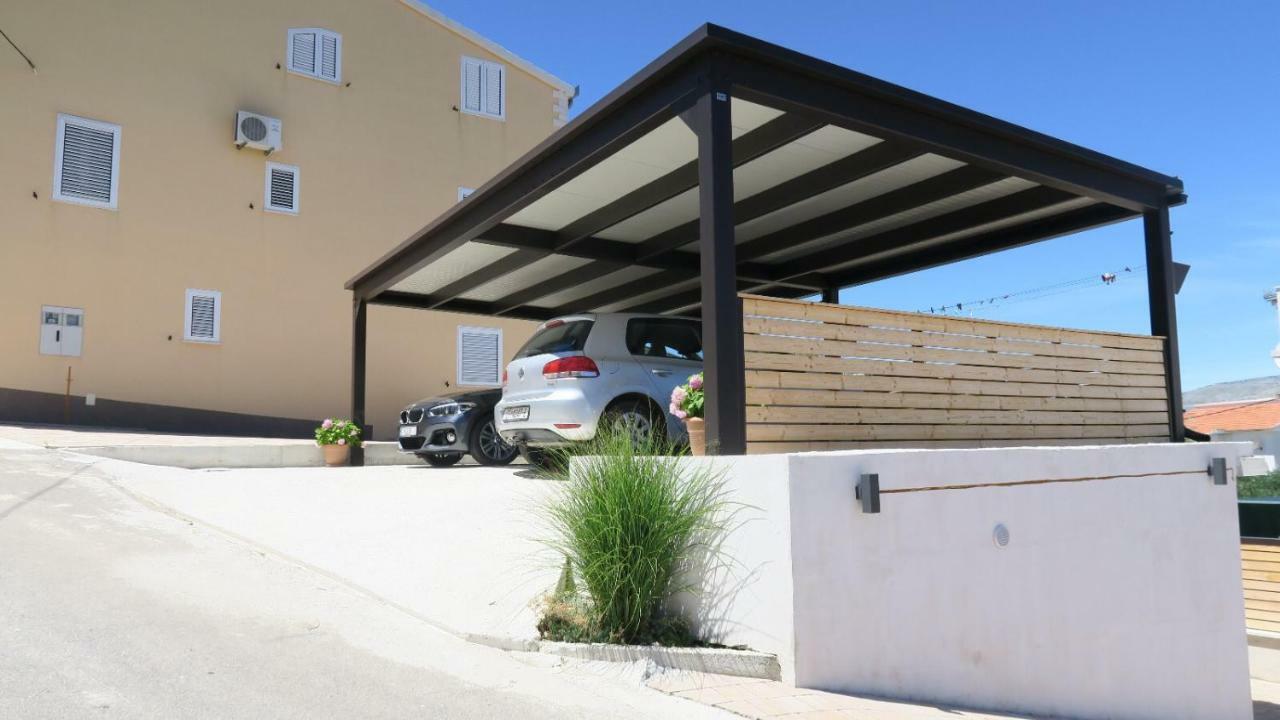 Apartments Belmat Trogir Exterior foto